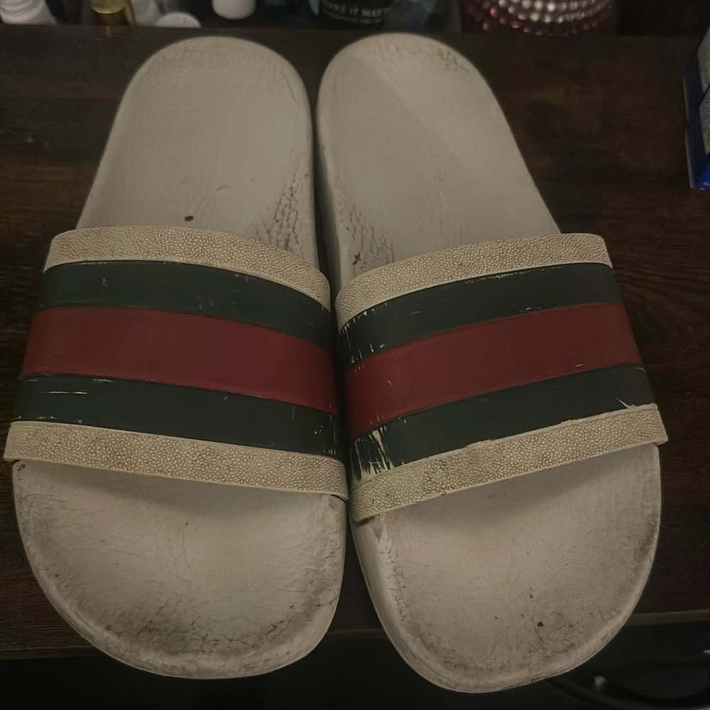 Gucci slide